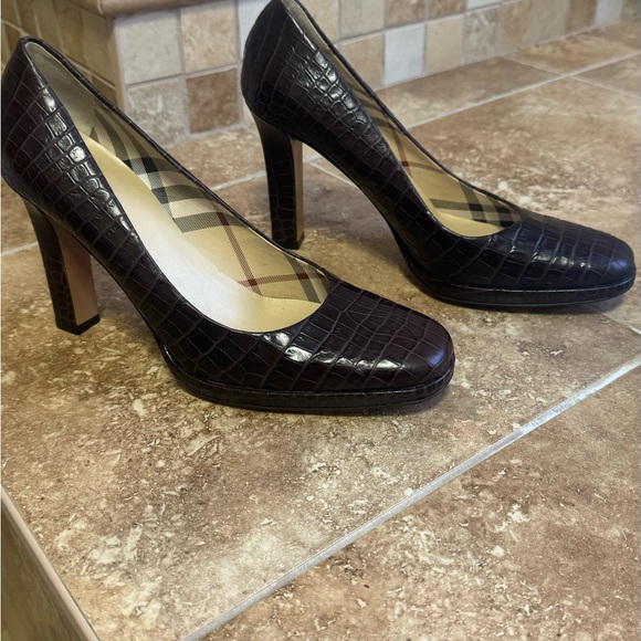 Burberry croc heels size 39 in excellent condition - Picture 2 of 5